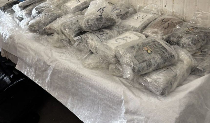 Türkiye'ye sokulmak istenen 47 kilo kokain yakalandı