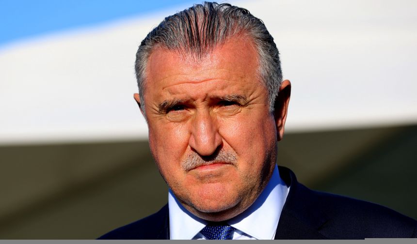 Bakan Bak: Milli takımımız çok iyi işler yapacak