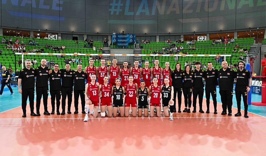 A Milli Kadın Voleybol Takımı'nın kadrosu açıklandı