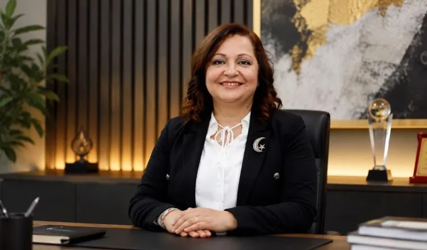 "Burcu Köksal AK Parti'ye geçiyor, beyefendi grup toplantısında rozetini takacak"