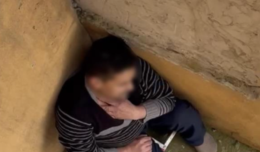 Çatıya saklanan firari böyle yakalandı