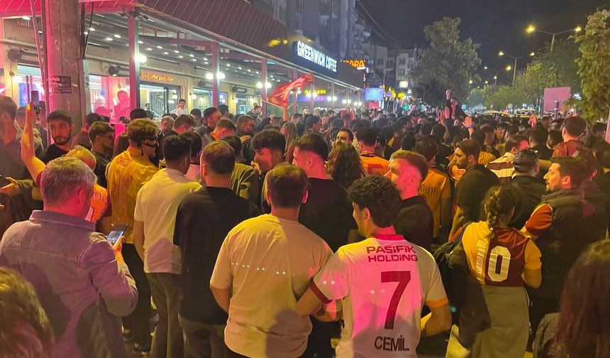 Galatasaray'ın şampiyonluğu Bursa'da kutlandı