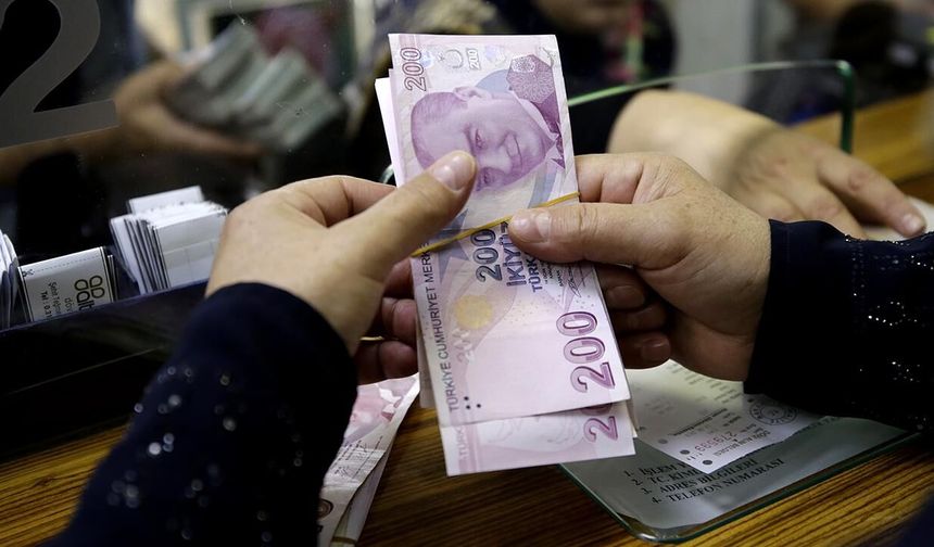 Emeklilerin bayram ikramiyelerini alacağı tarih belli oldu