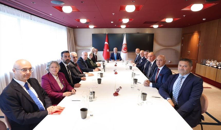 Kurtulmuş, Stockholm’de Süryani toplumu temsilcileriyle buluştu