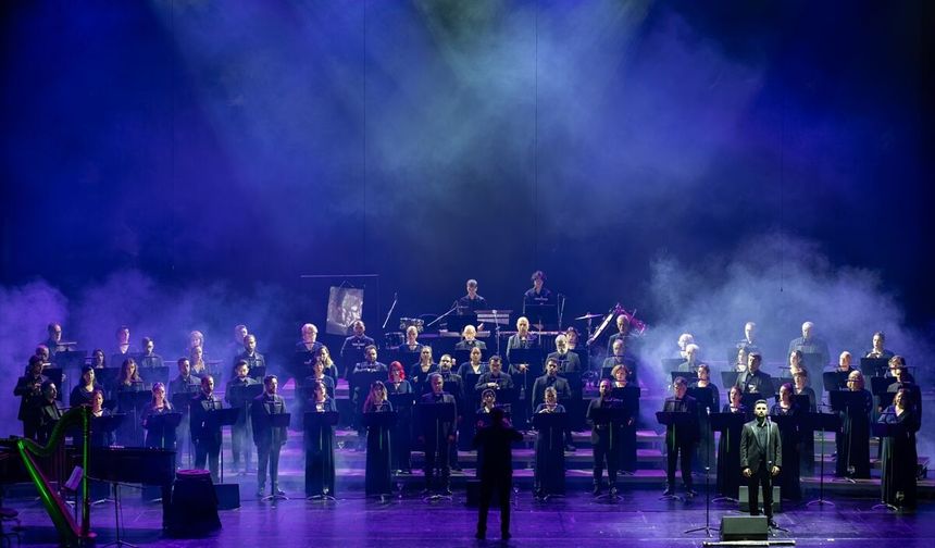Kuzey ışıkları ve doğanın sesleri "AURORA" konserinde sahneye taşındı