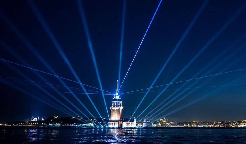 İstanbul Boğazı'nın incisi: Kız Kulesi