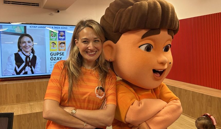 Gupse Özay yeni kitap serisi "Gupi"yi minik okurlarıyla buluşturdu