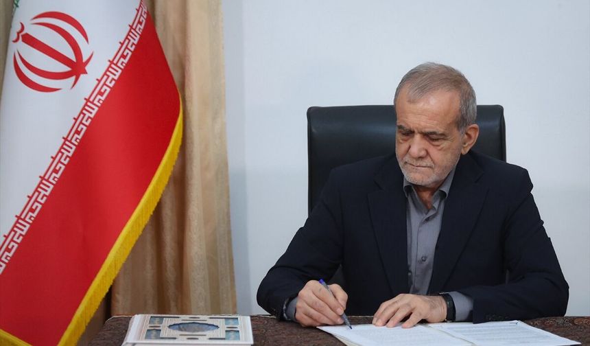 İran Cumhurbaşkanı Pezeşkiyan, ABD ile mutabakat zaptını imzaladı