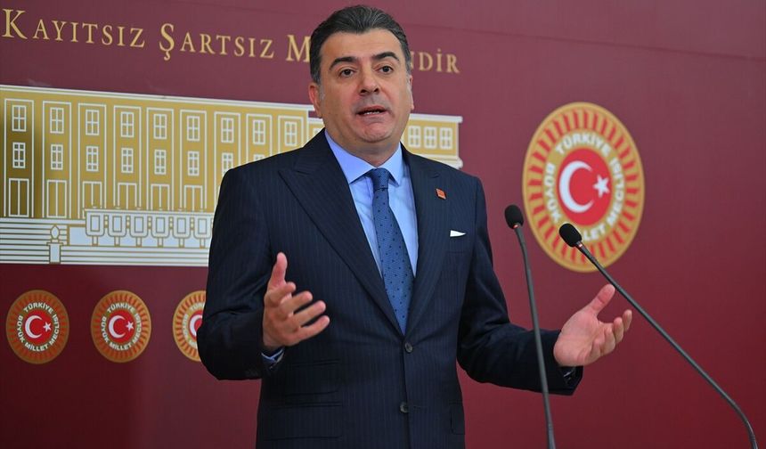 CHP'li Zeynel Emre, "Yürüyüş Partisi" iddiasını yalanlamadı