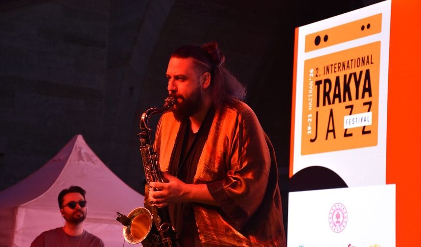 Trakya Caz Festivali'nde Anıl Şallıel konser verdi
