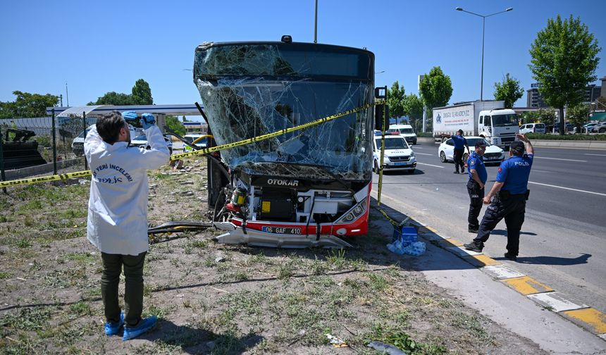 EGO otobüsü yoldan çıktı, yaya yaşamını yitirdi