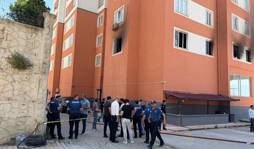 Üç kardeş aynı yangında hayatını kaybetti
