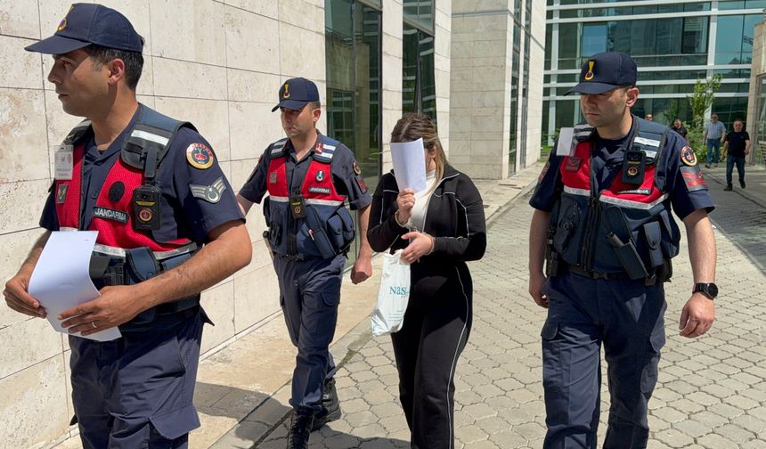 Genç kız 47 bin adet uyuşturucu hapla yakalandı!