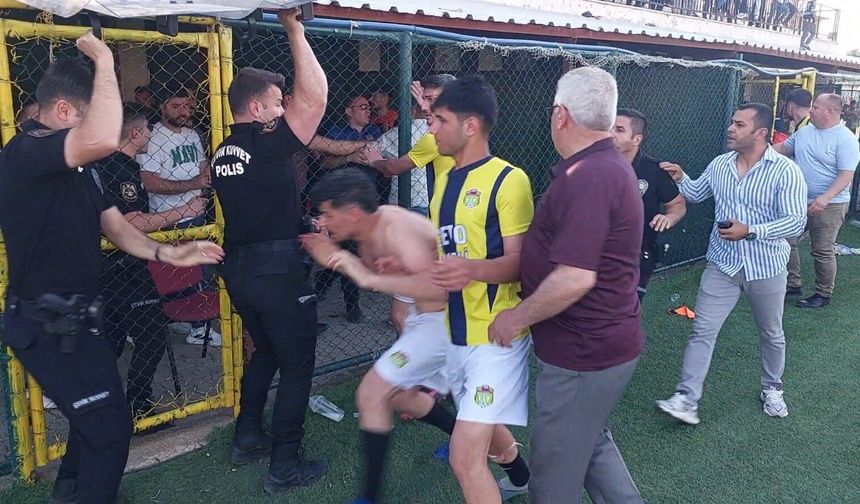 Şampiyonluk maçı sonrası kavga çıktı!