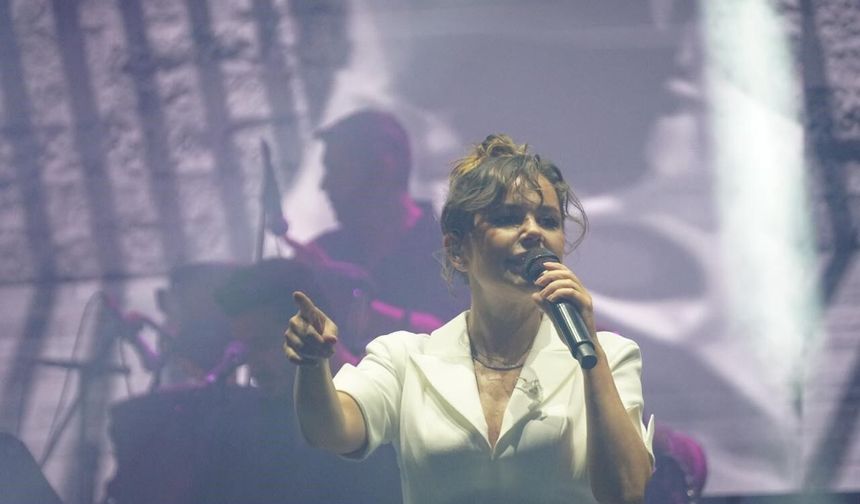 Kiraz Festivali’nde Poizi ve Özbey rüzgarı esti!