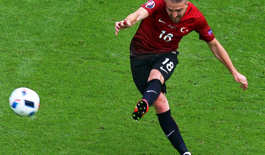Caner Erkin, futbol kariyerini noktaladı!