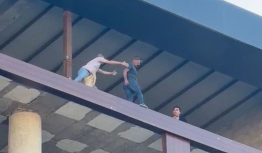 Kendini atmak istedi, o anlar kaydedildi
