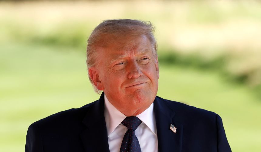 Trump: Hürmüz'de abluka uygulamamaya karar verdim!