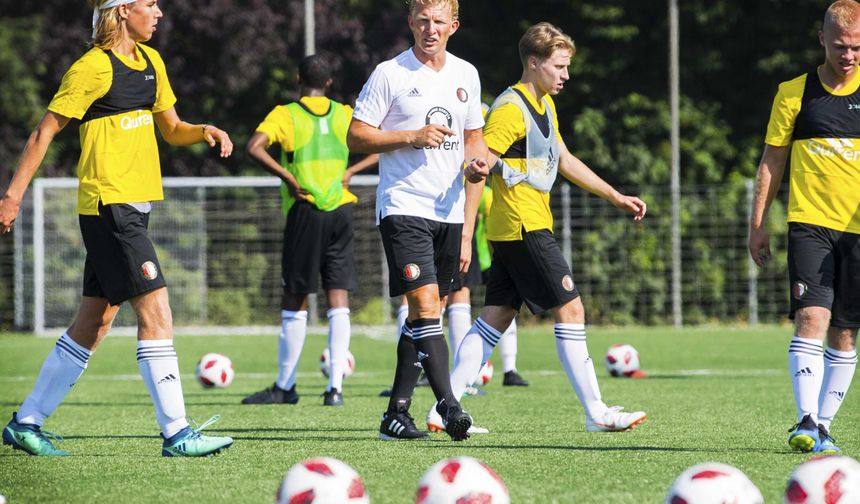 Dirk Kuyt, 11 yıl sonra Fenerbahçe'ye döndü!