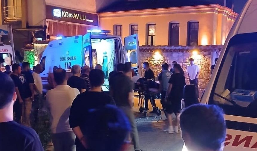 Restorana silahlı saldırı: Çok sayıda yaralı var!