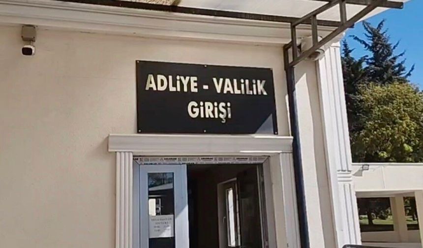 Babasını patlayıcıyla öldürmeye çalıştı!