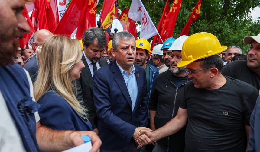 Özgür Özel, eylem yapan maden işçilerini ziyaret etti