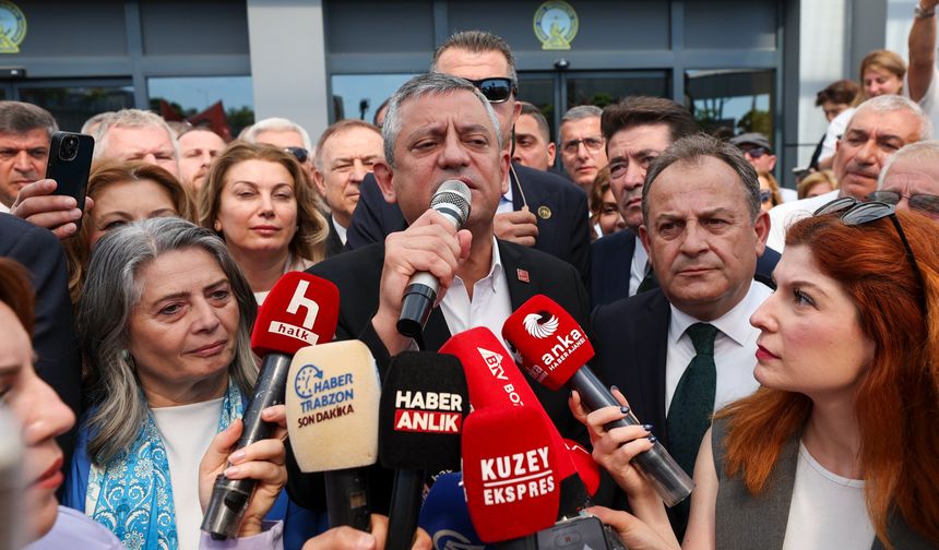 Özgür Özel, Trabzon'da: Tarihin doğru tarafındasınız