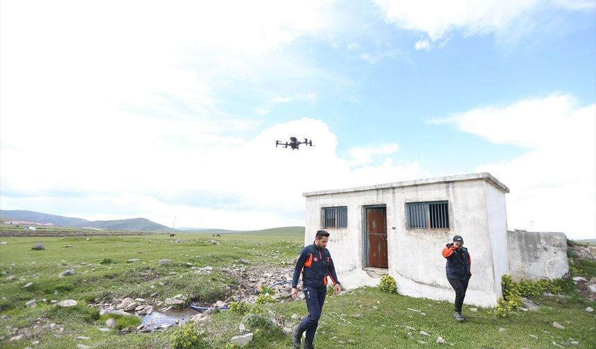 Kars'ta ısrarlı arama sürüyor