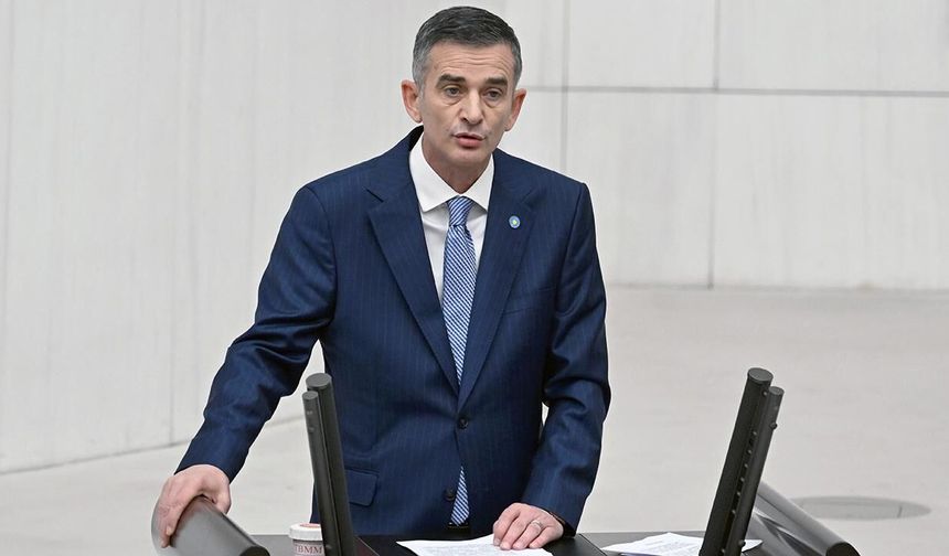 Ümit Dikbayır CHP'den istifa etti!