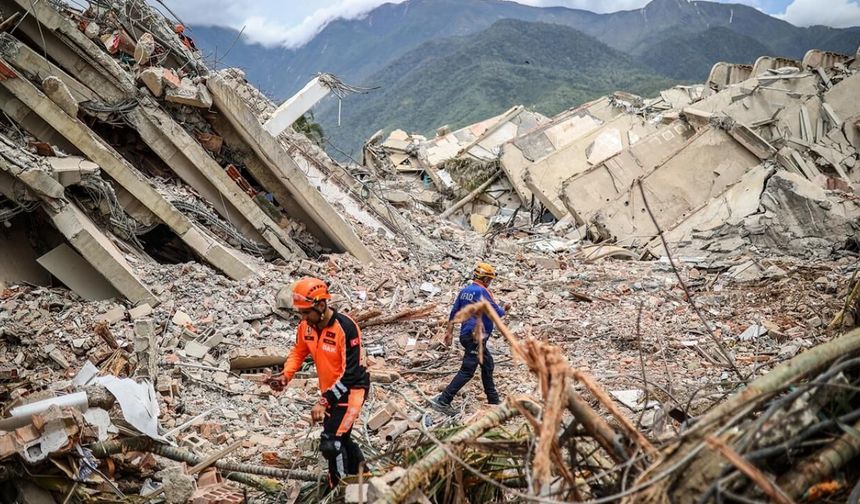 Venezuela'da deprem bilançosu ağırlaşıyor