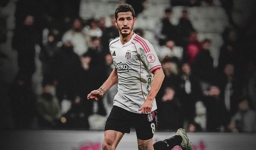 Beşiktaş, Salih Uçan ile yollarını ayırdı!