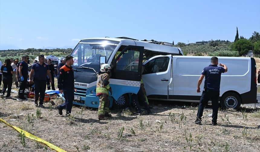 Manisa'da korkunç kaza