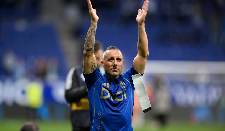 Santi Cazorla, futbolu bıraktığını açıkladı