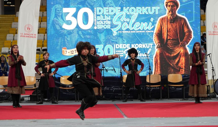 Dede Korkut Şöleni'nde kültürlerin buluşması