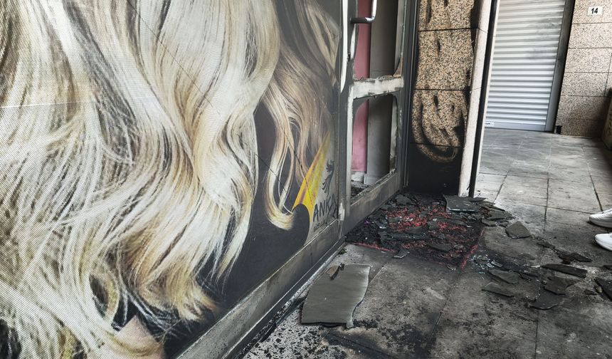Sevgilisinin iş yerini ve otomobilini ateşe verdi!