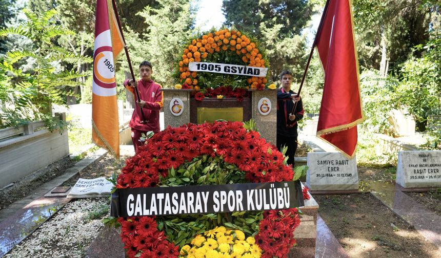 Ali Sami Yen kabri başında anıldı
