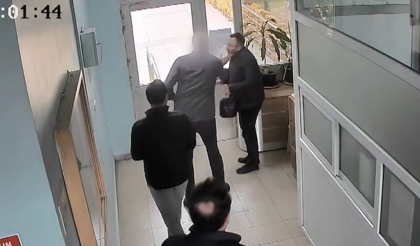 Gazeteciye tokat atan doktora para cezası!