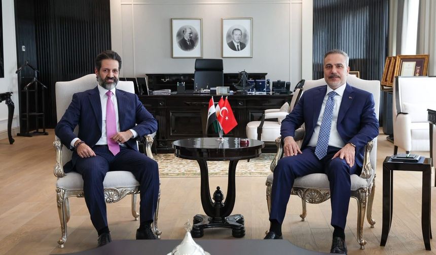 Bakan Fidan, Talabani ile görüştü