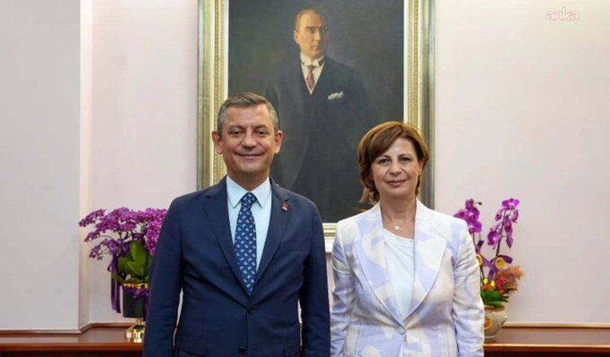 Eskişehir Büyükşehir Belediye Başkanı Ayşe Ünlüce CHP’den istifa etti