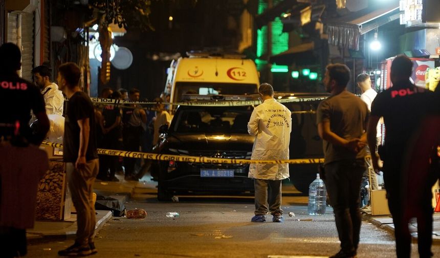 Fatih'te silahlı kavga: 1 ölü, 1 yaralı