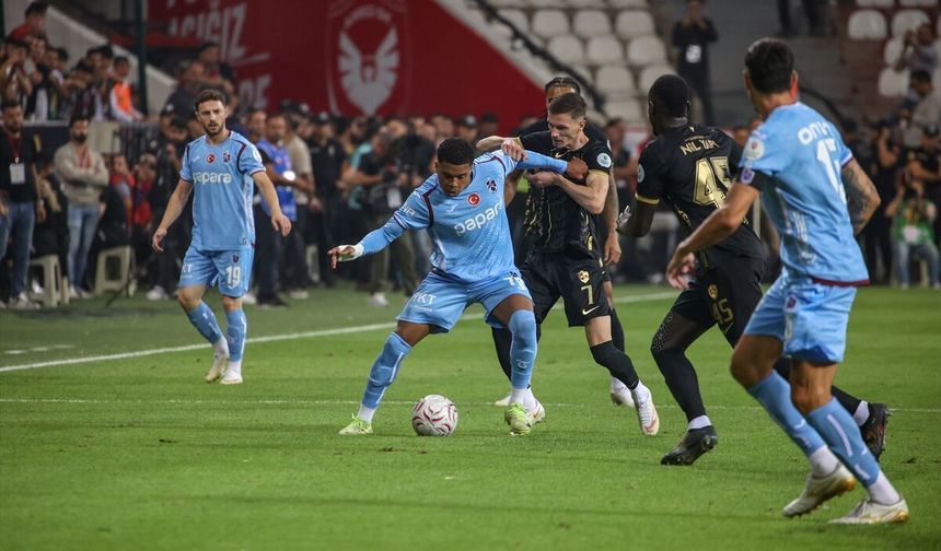 Amedspor - Trabzonspor maçında ilk yarı 1-1 sona erdi