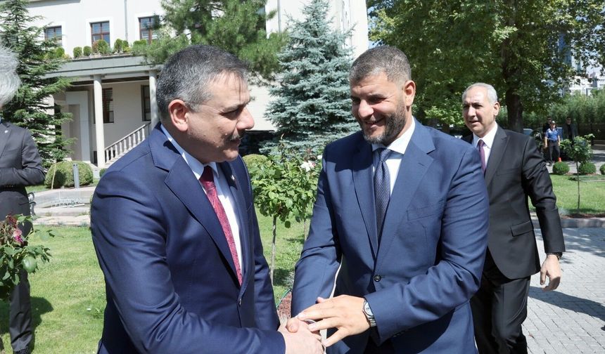 Bakan Çiftçi, Libyalı mevkidaşı ile bir araya geldi