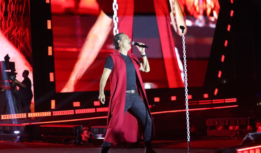 Kıraç, Malatya festivalinde coşturdu!