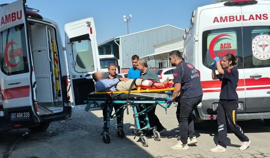Belediye binası bahçesinde silahlı saldırı: 3 yaralı