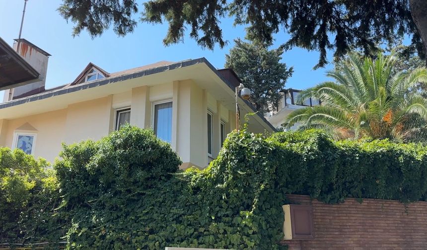 Eski bakan Mehmet Ali Yılmaz'ın oğluna silahlı saldırı