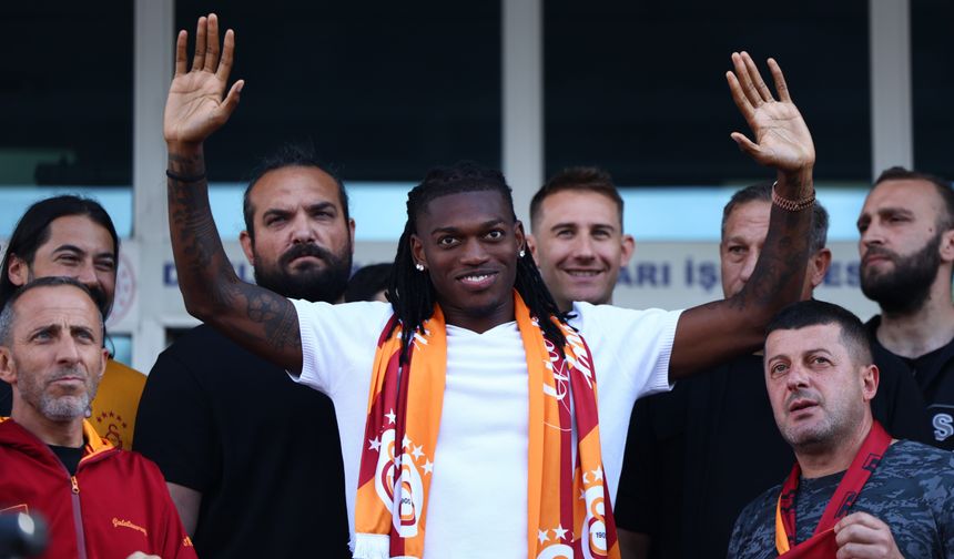 Galatasaray'ın yeni transferi Rafael Leao İstanbul'da