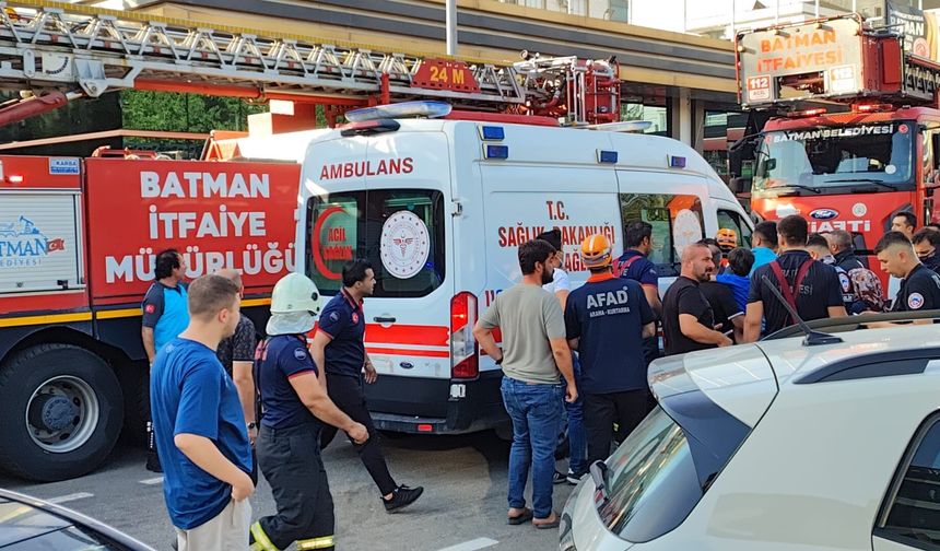 Spor salonu yangınında Bakan Şimşek'in yeğeni hayatını kaybetti
