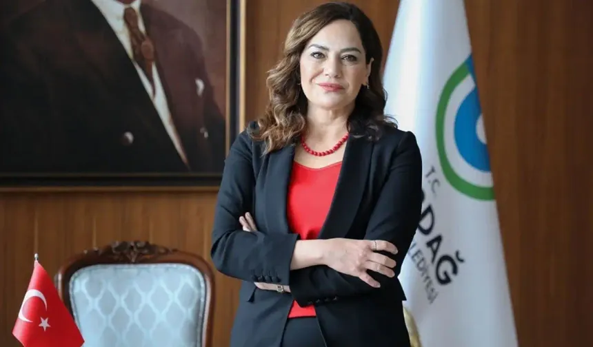Candan Yüceer CHP'den istifa ederek YENİ Parti'ye geçti