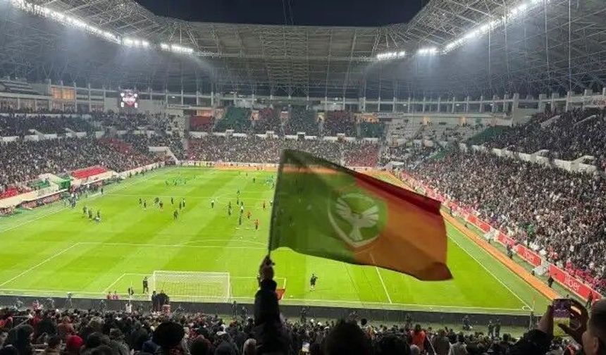 Amedspor, yeni sezon formasını tanıttı