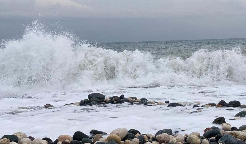 Giresun'da bugün ve yarın denize girişler yasaklandı